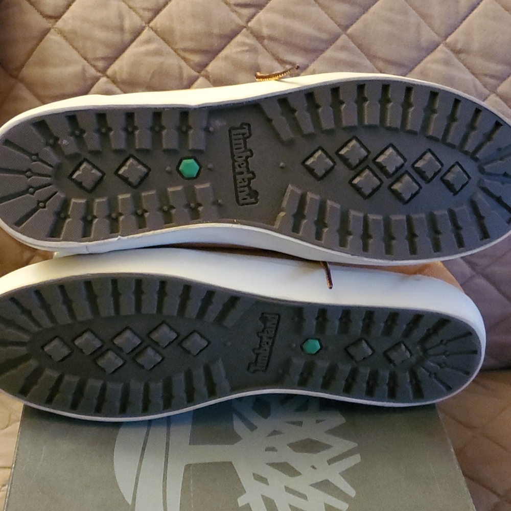 Women's Timberland size 9.5 - Picture 3 of 5